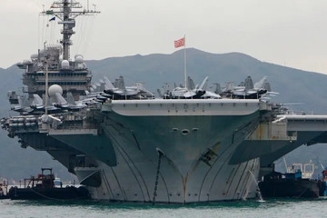 Những chiếc tàu sân bay tỷ USD được bán với giá 1 xu của Hải quân Mỹ