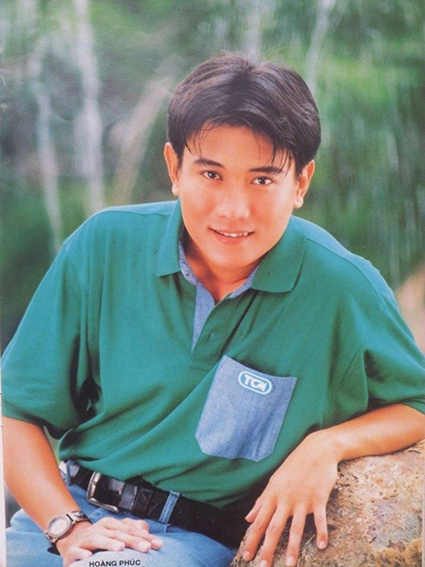 Thân thế 'ông trùm phản diện' phim phía Nam: Tài tử thập niên 90, kín tiếng bên vợ doanh nhân kém 12 tuổi - Ảnh 2.