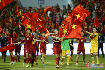Tuyển nữ Việt Nam đá World Cup: Bao giờ đến các chàng trai?