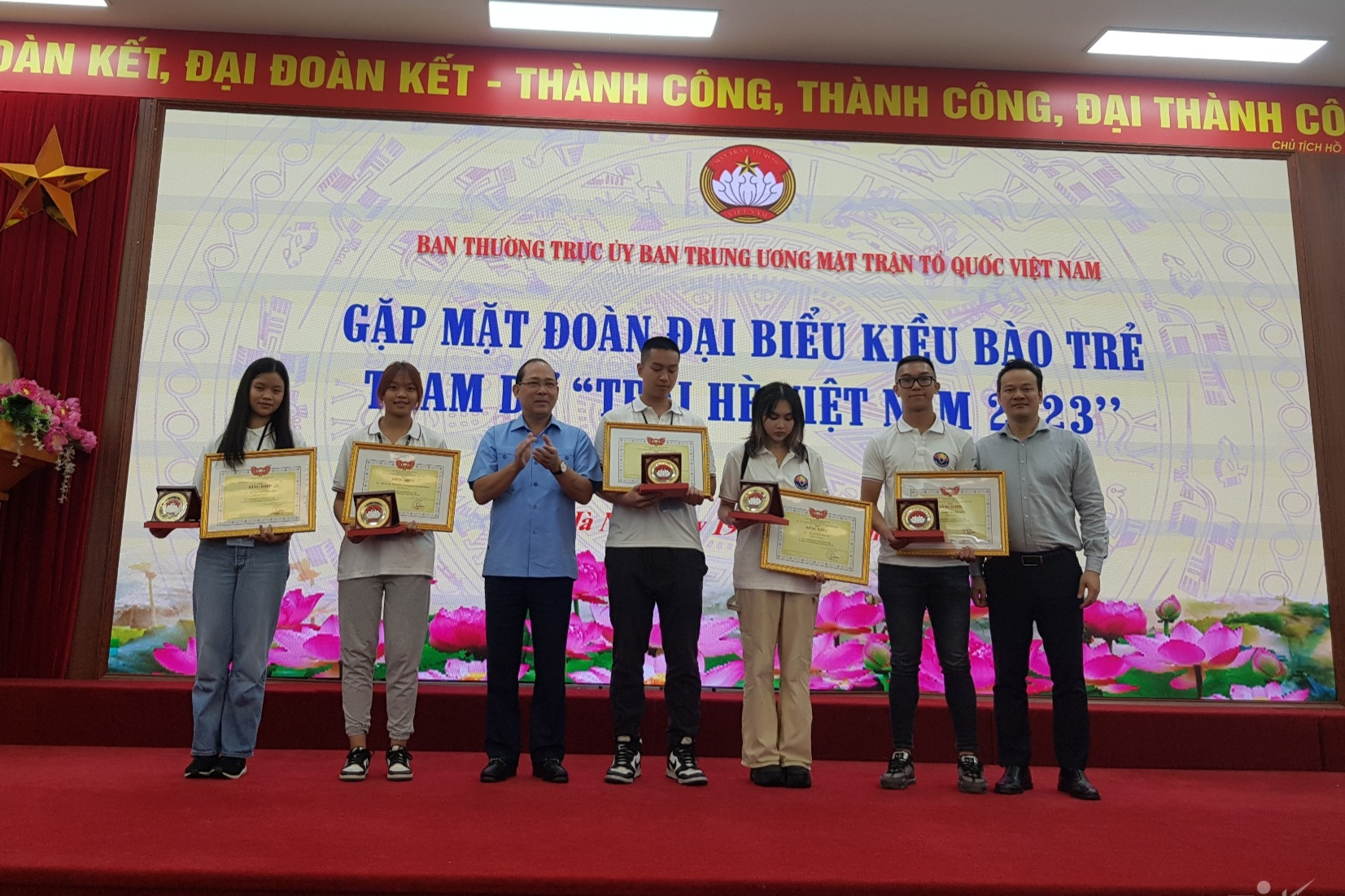 Kiều bào trẻ - cầu nối thúc đẩy quan hệ giữa Việt Nam với các nước