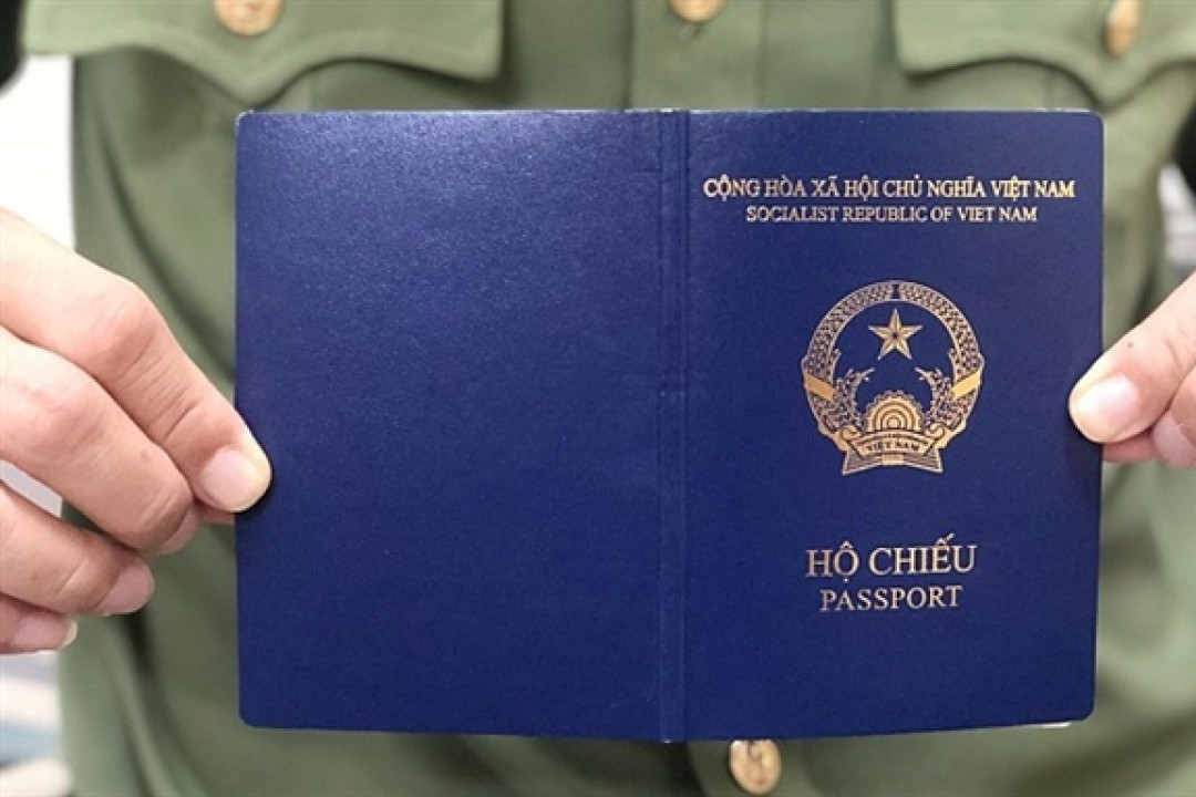 Vietnam up six places in world's powerful passport ranking