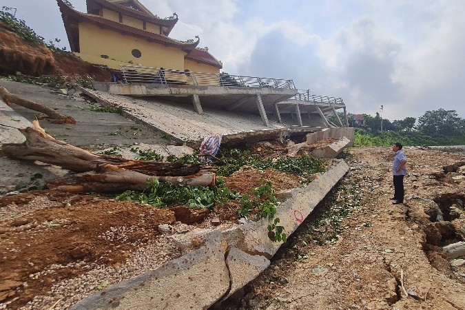 Công trình kè sông Phó Đáy bị sập, Vĩnh Phúc ra công văn hỏa tốc