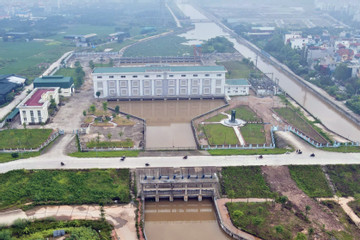 Chủ tịch Hà Nội yêu cầu hoàn thành kênh dẫn cho trạm bơm Yên Sở trong năm 2023