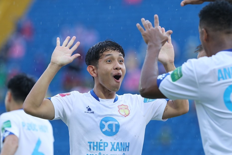 CAHN và Hà Nội FC thất bại, HAGL phải đua trụ hạng