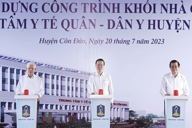 Chủ tịch nước dự lễ khởi công và khánh thành hai công trình ở Côn Đảo