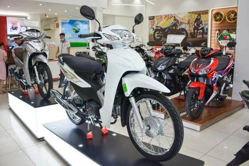 Demand weak, motorbike sales drop despite sales