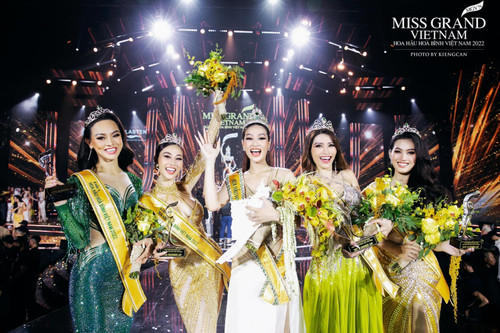 Miss Grand Vietnam - bệ phóng giúp các cô gái trẻ chạm đến ước mơ
