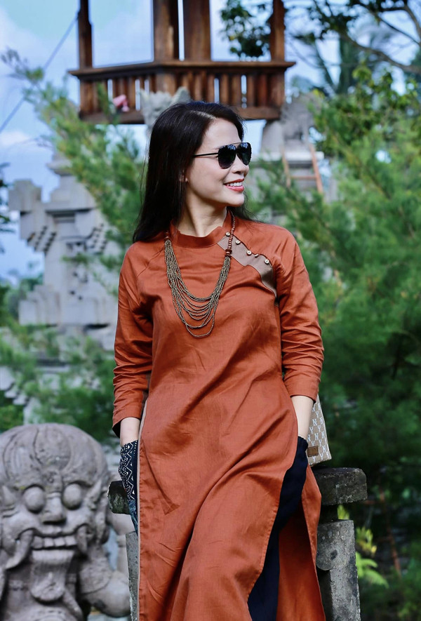 Sắc vóc đời thực bạn gái NSƯT Chí Trung: Lên chức mẹ vợ vẫn giữ body 'hack tuổi' - Ảnh 7.