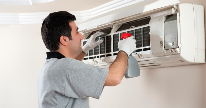 Cần vệ sinh bộ lọc điều hòa thường xuyên.
