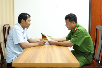 Bắt giam 2 cựu kế toán trưởng của một xã ở Hà Tĩnh