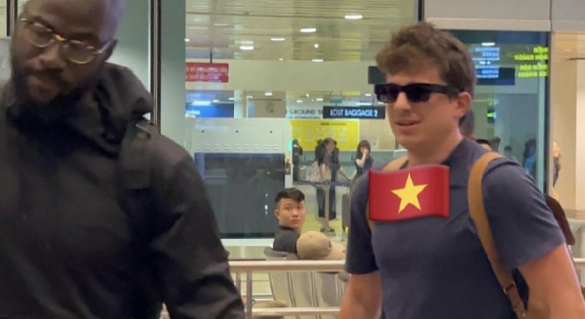 charlie puth arrives in vietnam for july 22 music gala picture 1
