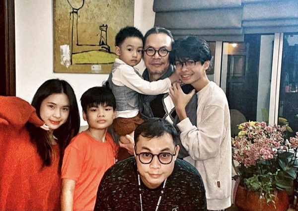 Tài tử Hà thành được NSND Lê Khánh 'kéo' vào điện ảnh: Tuổi 60 sống kín tiếng bên cuộc hôn nhân thứ 3 - Ảnh 7.