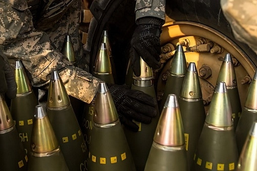 Mỹ đánh giá Kiev dùng bom chùm, bãi mìn của Nga là ‘đáng sợ nhất’ với Ukraine