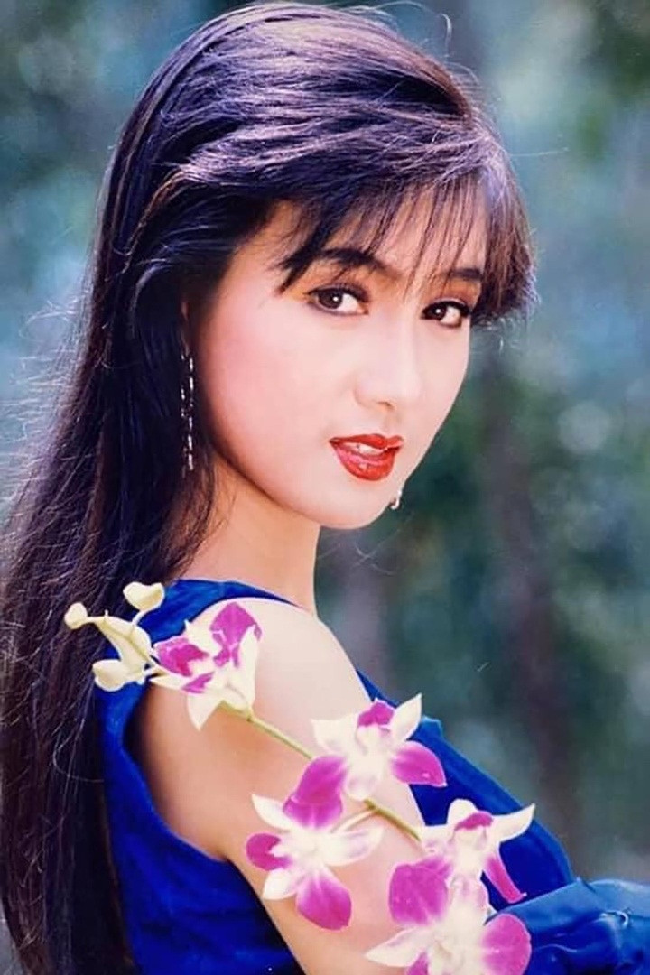 Nữ hoàng ảnh lịch Hiền Mai: Vẻ đẹp không tuổi, viên mãn bên chồng đại gia - 1