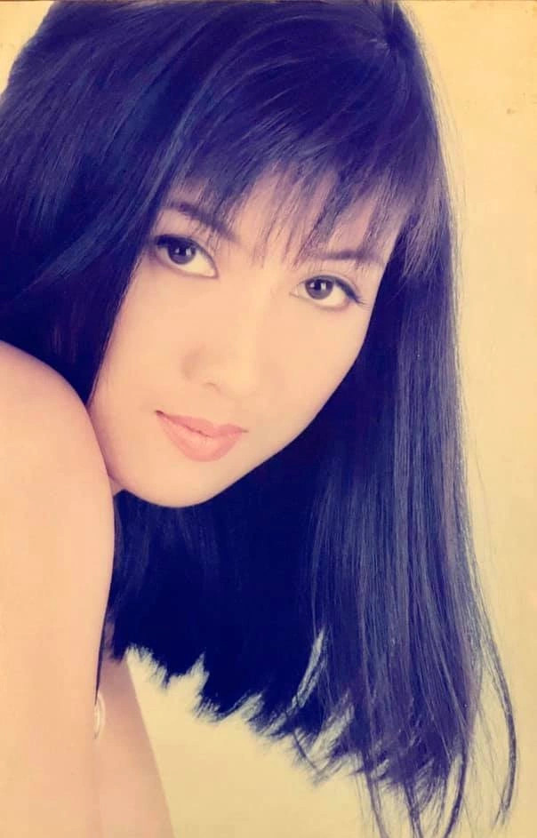 Nữ hoàng ảnh lịch Hiền Mai: Vẻ đẹp không tuổi, viên mãn bên chồng đại gia - 2