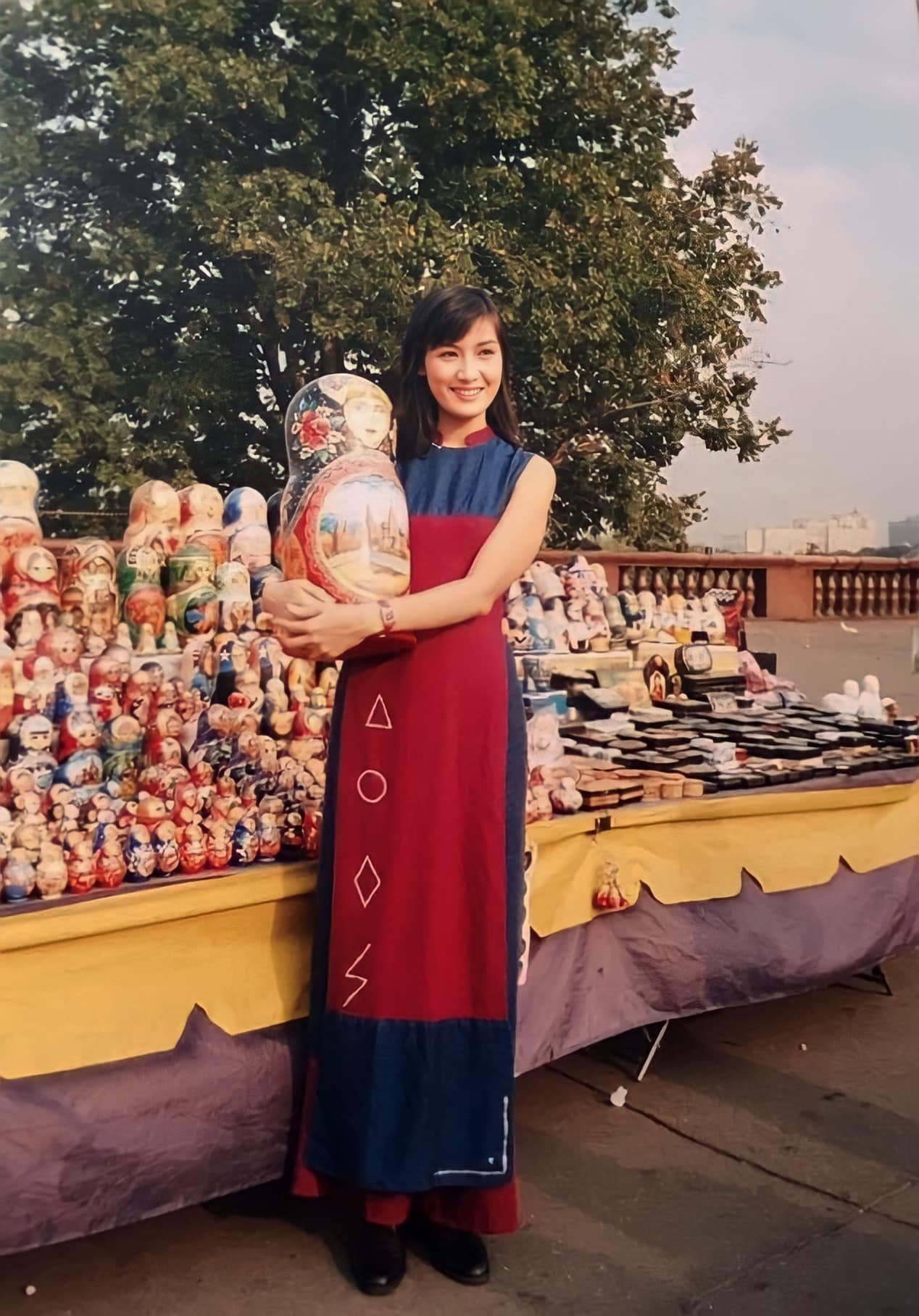 Nữ hoàng ảnh lịch Hiền Mai: Vẻ đẹp không tuổi, viên mãn bên chồng đại gia - 5