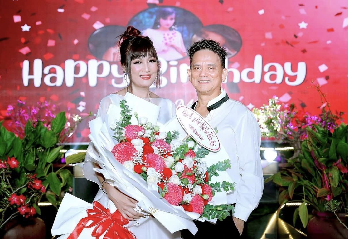 Nữ hoàng ảnh lịch Hiền Mai: Vẻ đẹp không tuổi, viên mãn bên chồng đại gia - 8