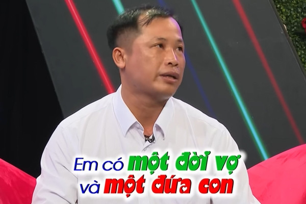 Ông chủ tiệm sửa xe bị bạn gái trả quà phút cuối