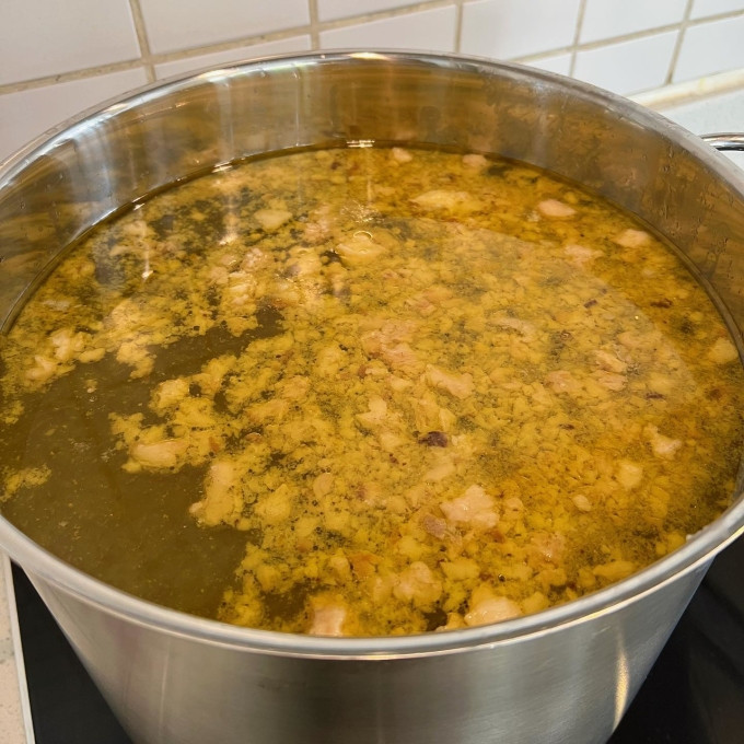 Chồng khen bún bò Tăng Thanh Hà nấu 'ngon nhất' - Ảnh 3.