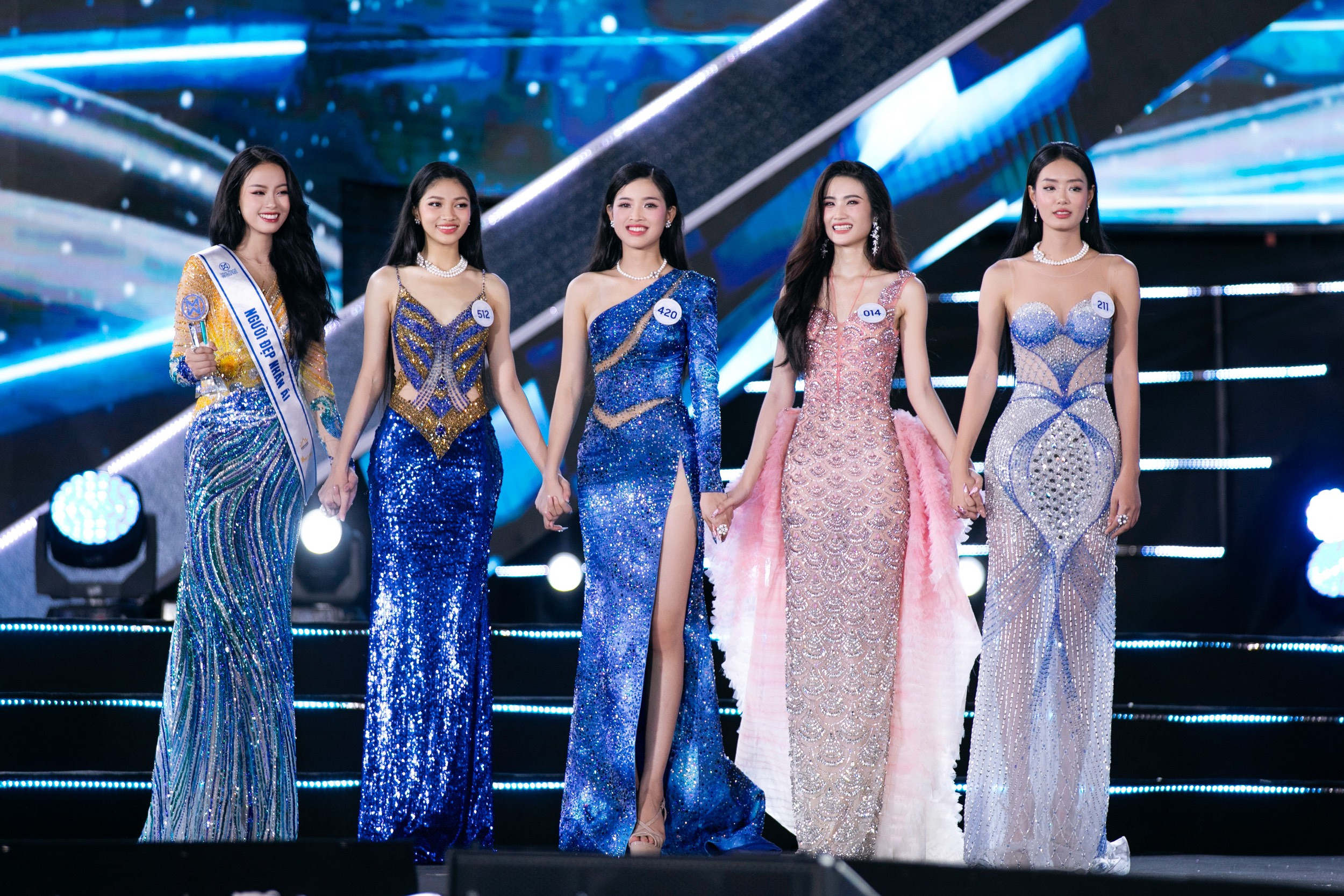 Huỳnh Trần Ý Nhi đăng quang Miss World Vietnam 2023