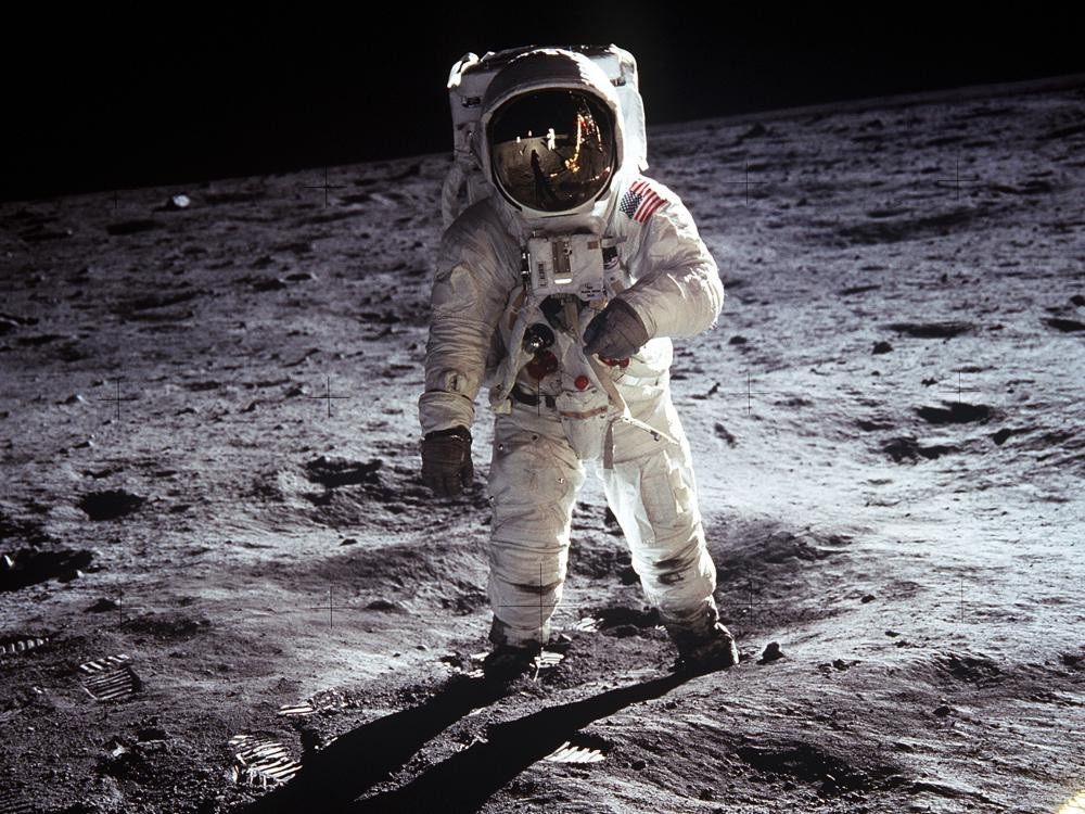 Chuyện chưa biết về Buzz Aldrin - người thứ 2 đặt chân lên Mặt Trăng - 5