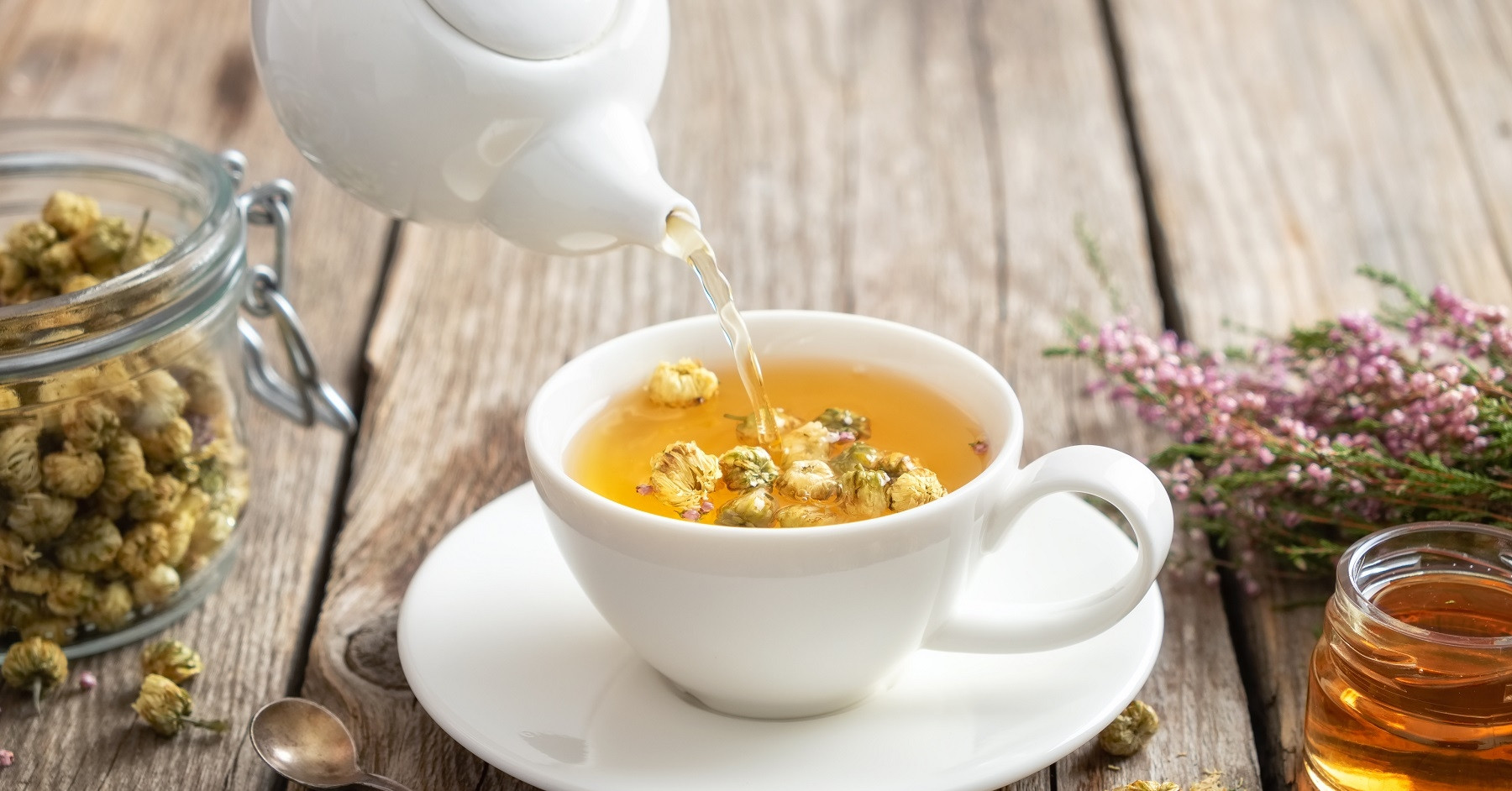 Cách uống trà hoa cúc để tận dụng tối đa tác dụng cho sức khỏe?
