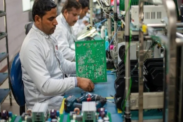 Foxconn đầu tư bán dẫn tại Ấn Độ: Khai trương tưng bừng, âm thầm đóng cửa