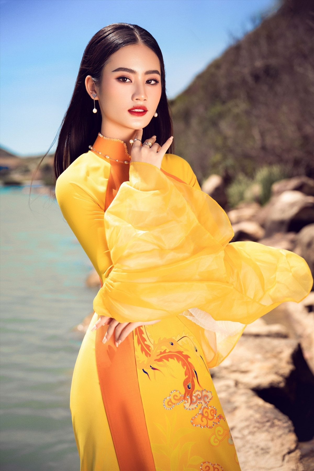 huynh tran y nhi crowned miss world vietnam 2023 picture 9