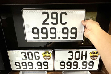 Buyers disappointed about 'ugly' car-number plates put up for auction