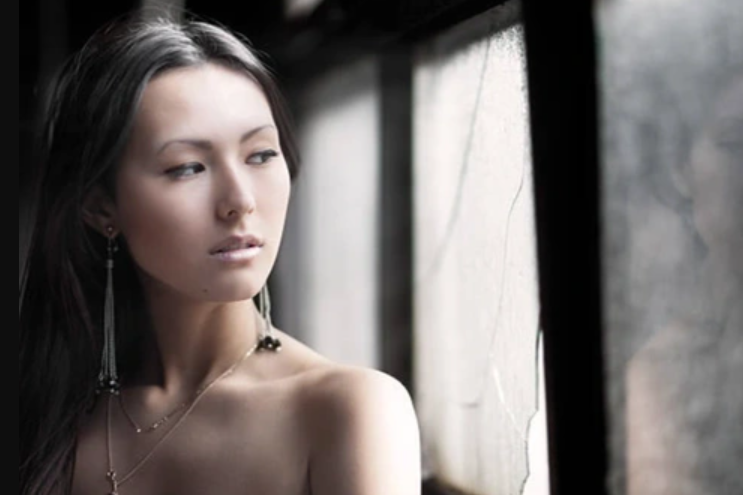 Chỉ nói mấy câu, vợ của người tình đã khiến tôi tái mặt