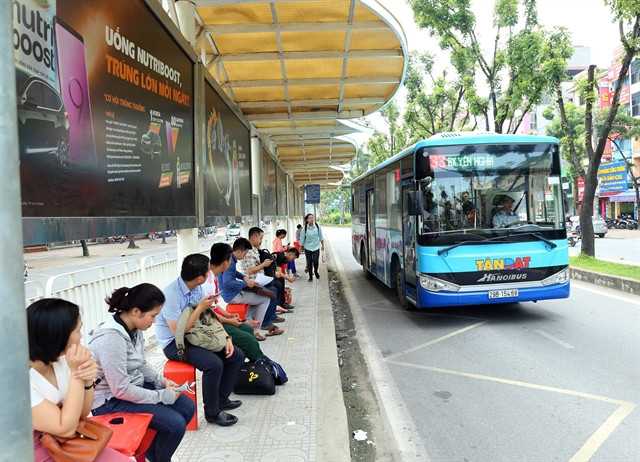 Commuters discouraged from using public transport due to weather