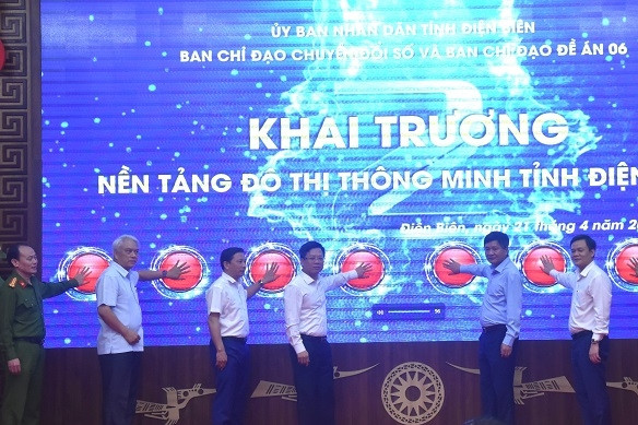 Điện Biên đẩy mạnh thi đua chuyển đổi số