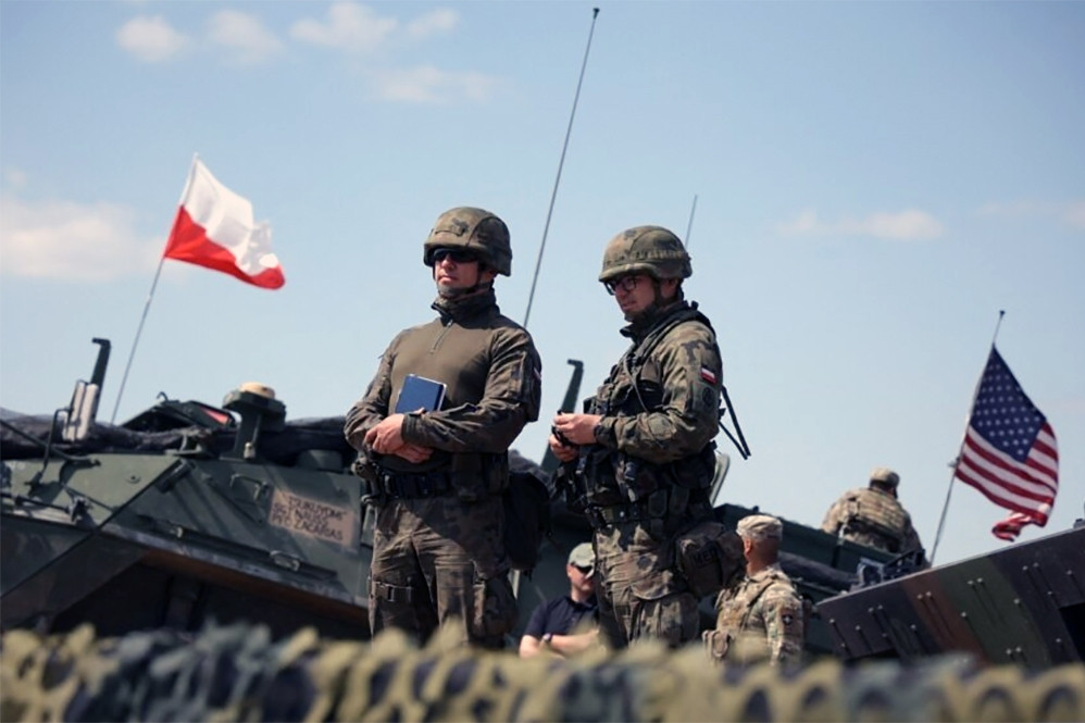 Mỹ cam kết sẽ bảo vệ Ba Lan trước mọi nguy cơ tấn công