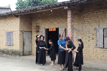 Quảng Ninh thí điểm xây dựng 4 làng dân tộc thiểu số