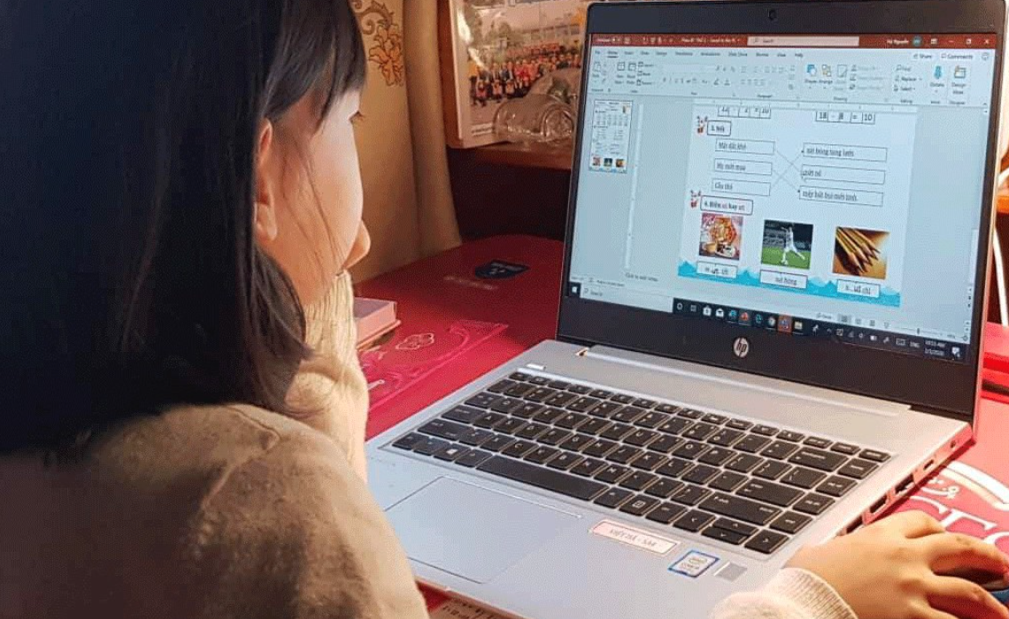 Phát triển các hàng rào kỹ thuật, bảo vệ trẻ em trên môi trường mạng