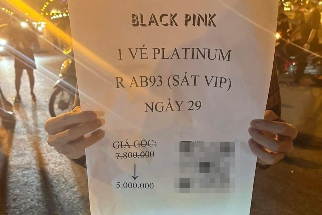 Phe vé BlackPink đua nhau xả lỗ ở SVĐ Mỹ Đình