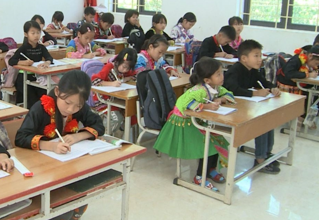 Ban hành quy chế tổ chức và hoạt động của trường phổ thông dân tộc bán trú