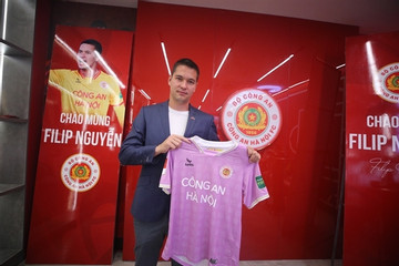 Filip Nguyen signs as a goalkeeper for Hanoi Police FC