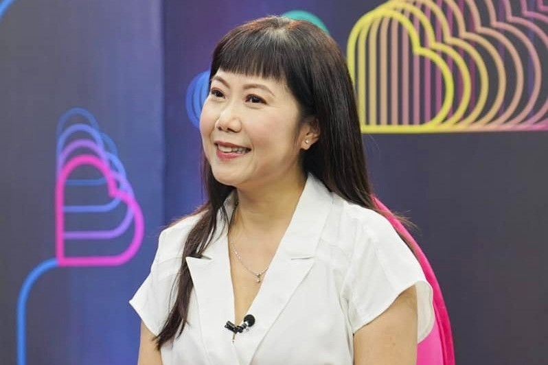 Lý do Hương Tươi không bao giờ chia sẻ về chồng kém 9 tuổi