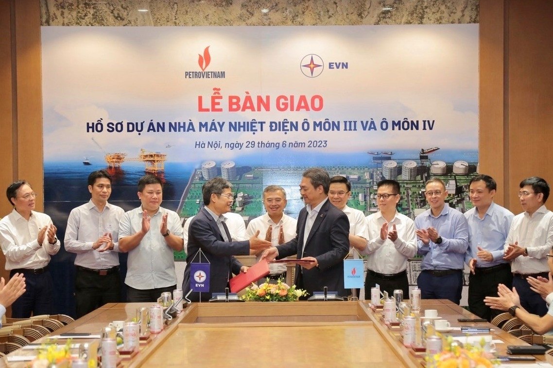 Petrovietnam tiếp nhận hồ sơ Dự án Nhà máy Nhiệt điện Ô Môn III và Ô Môn IV