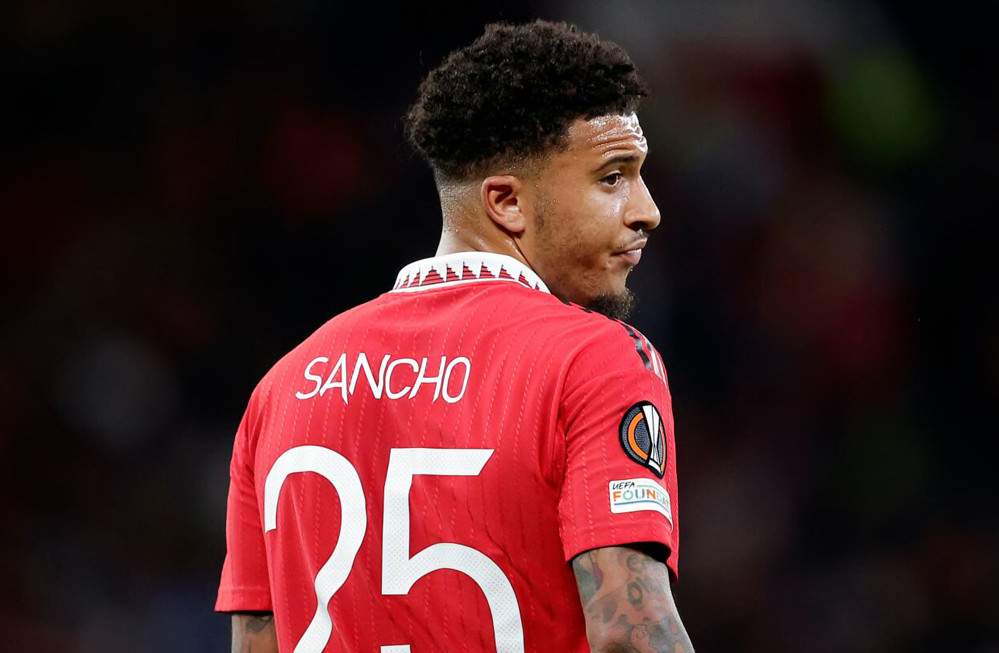 MU tống khứ Sancho, động thái lạ từ Dortmund