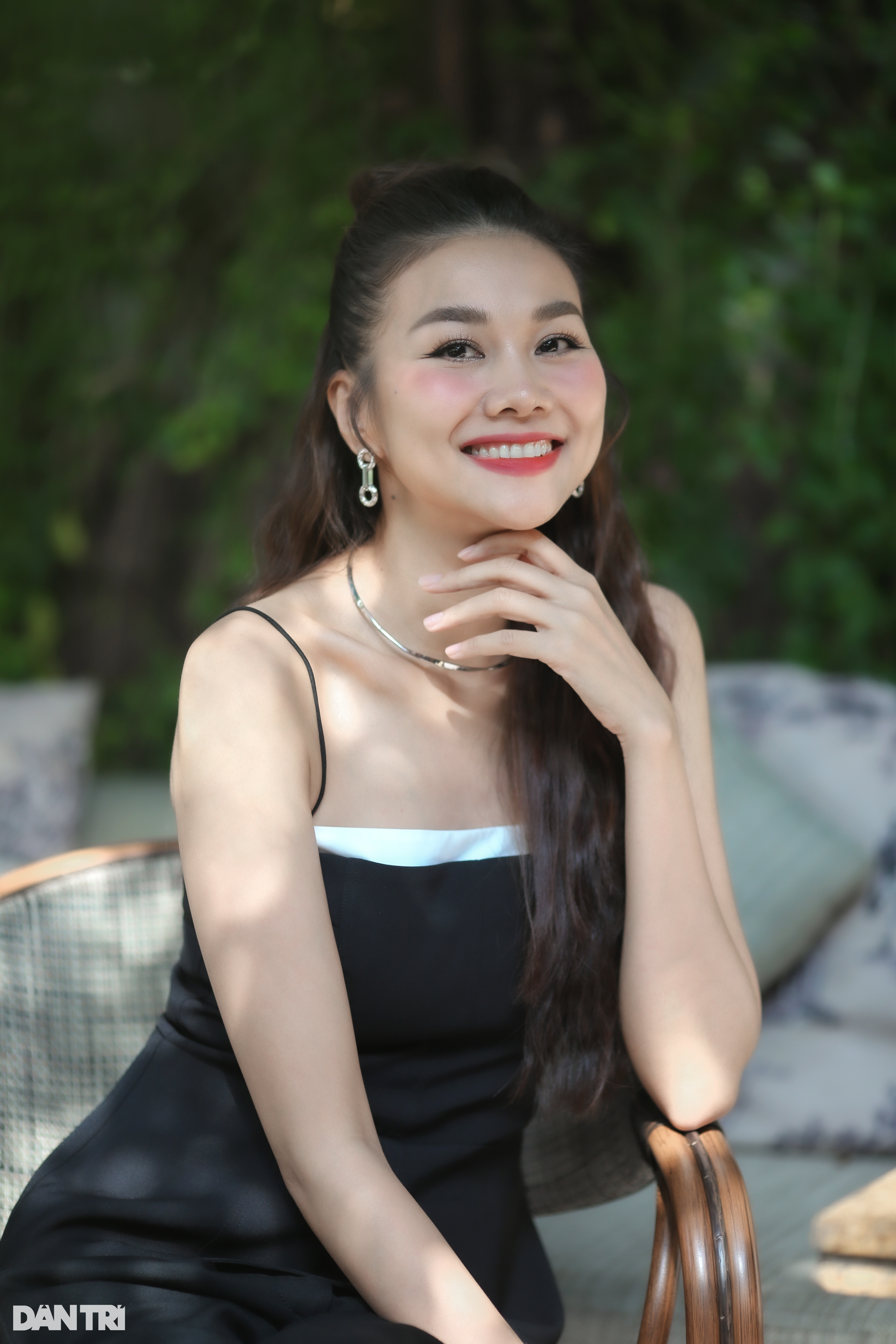 Siêu mẫu Thanh Hằng chia sẻ về mối quan hệ với Hà Anh Tuấn, Hồ Ngọc Hà - 14