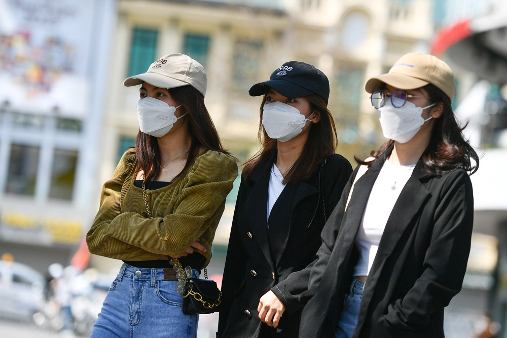 Thời tiết Hà Nội 4/7: Nắng nóng giảm nhẹ, có thể mưa giông vào chiều tối