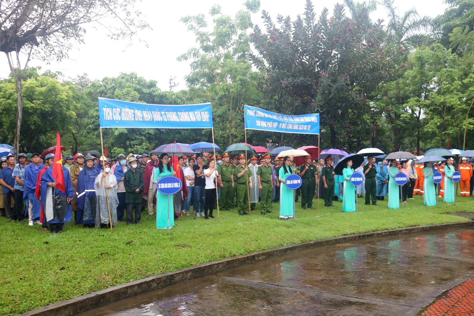 TP Nam Định hưởng ứng 