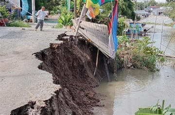 Vietnam gears up to cope with landslides