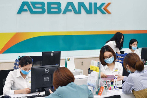 Giảm sốc rồi đột ngột tăng mạnh lãi suất huy động, ABBank nói gì?
