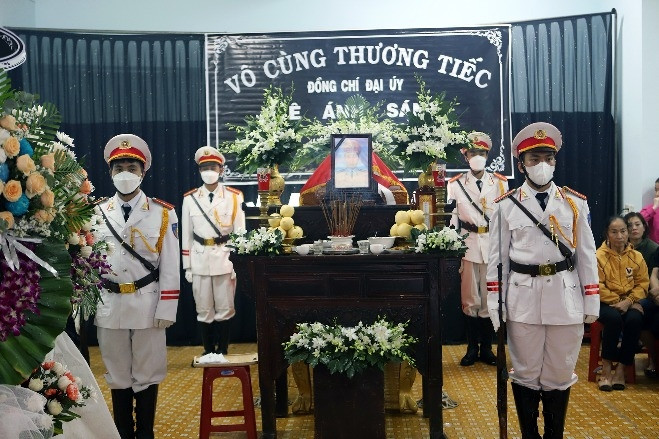 Truy thăng quân hàm cho 3 CSGT hy sinh khi làm nhiệm vụ ở đèo Bảo Lộc