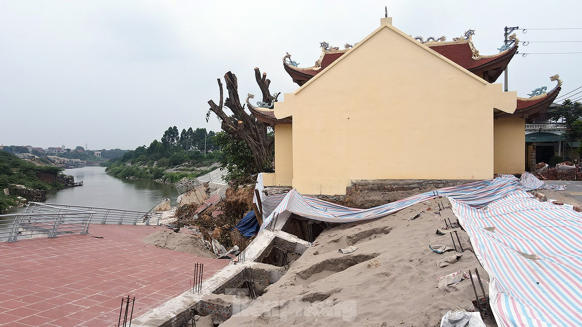 Bên trong quả cầu tránh 'ngày tận thế'