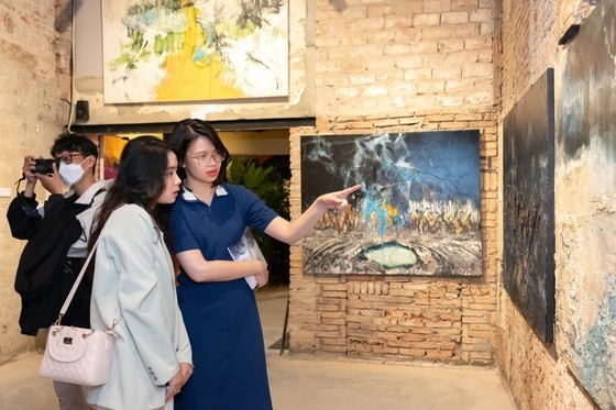 Appeal and quiet period of Vietnamese paintings ảnh 1