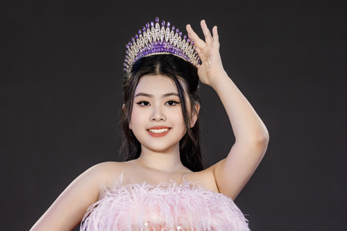 Hoa hậu Phạm Ngọc Minh Châu ngồi 'ghế nóng' tìm kiếm tài năng nhí